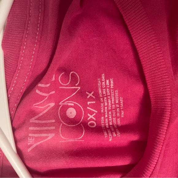 Def Leppard Graphic T-Shirt - Picture 4 of 4